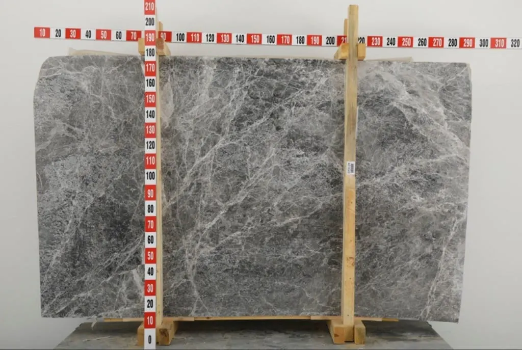 Tundra Grey — slab 1
